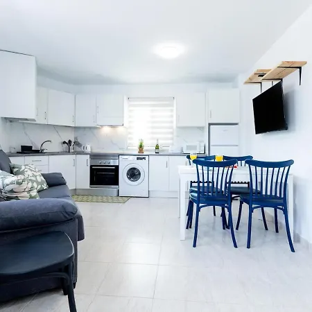 Bright Flores 1l With Pool * Costa Adeje (Tenerife)